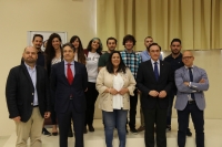 Foto de autoridades junto a los participantes del Programa Explorer