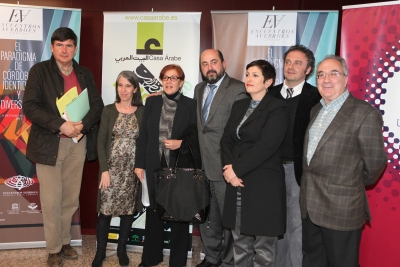 De izq a dcha, Manuel Pimentel, Aurora Salvatierra, Gema Martn, Manuel Torres, Carlota Alvarez Basso, Emilio Gonzlez Ferrn y Andres Martnez Lorca.