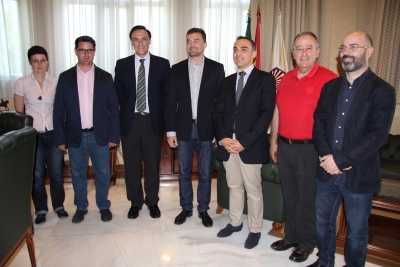 De izda. a dcha., Nuria Magaldi, Pedro Garca, Jos Carlos Gmez, Antonio Mallo, Alfonso Zamorano, Juan Antonio Caballero y Luis Medina. 